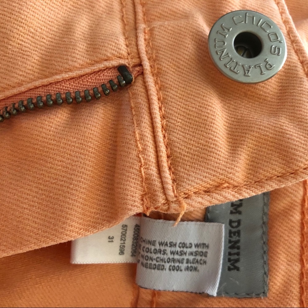 Chicos Stretch Denim Crop Jeans 1.5 - Picture 7 of 8